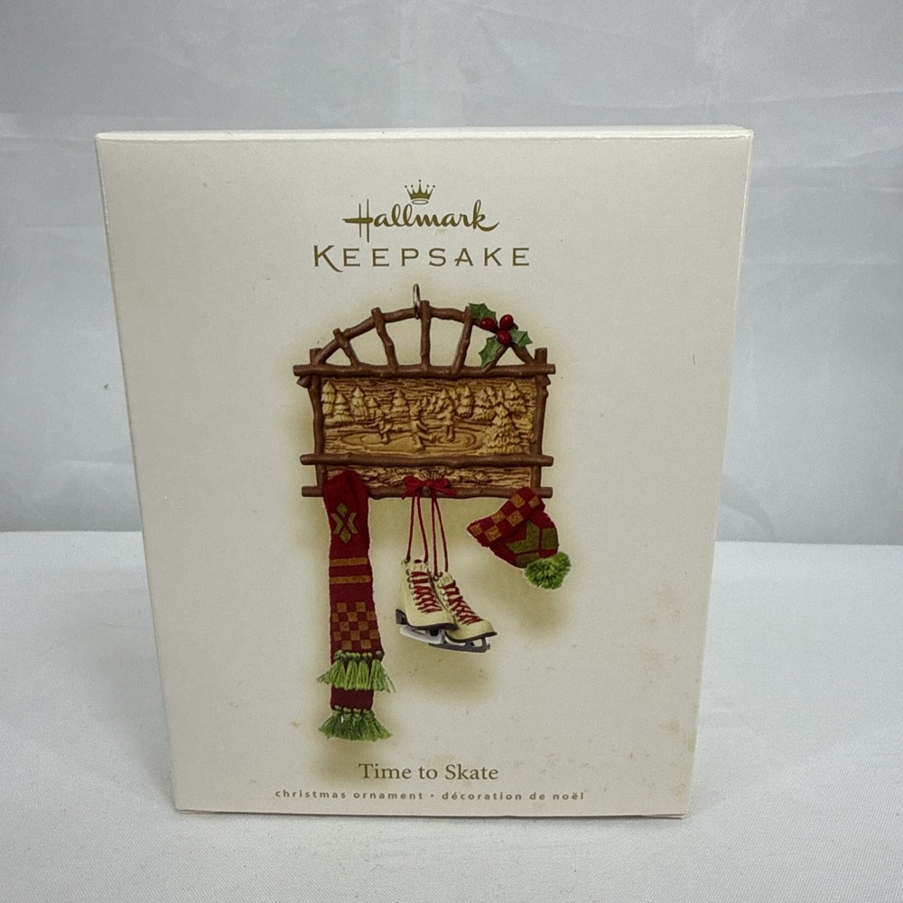 Hallmark‎ Ornament 2007 "Time to Skate" QXG7117